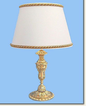 Lampada classica grande in ottone